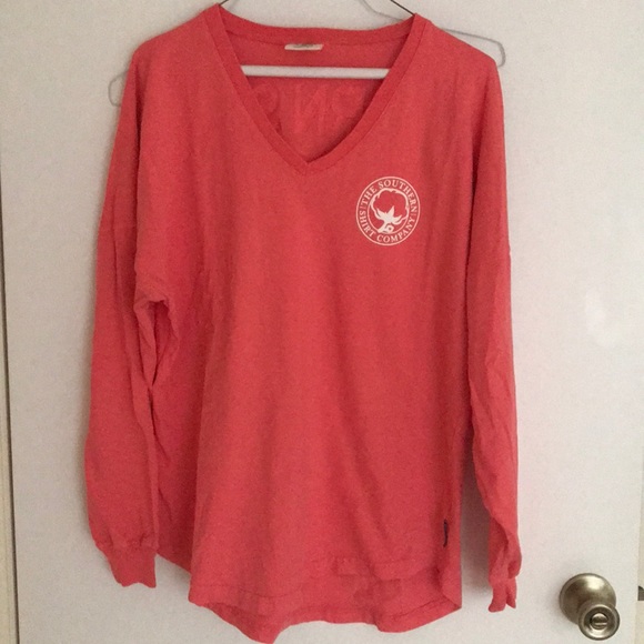 The Southern Shirt Company Tops - Coral spirt jersey